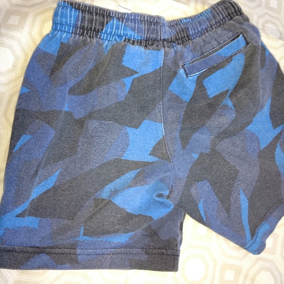 Short - Picture 2 of 2